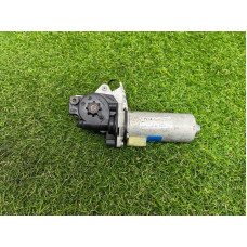 Моторчик регулювання сидіння