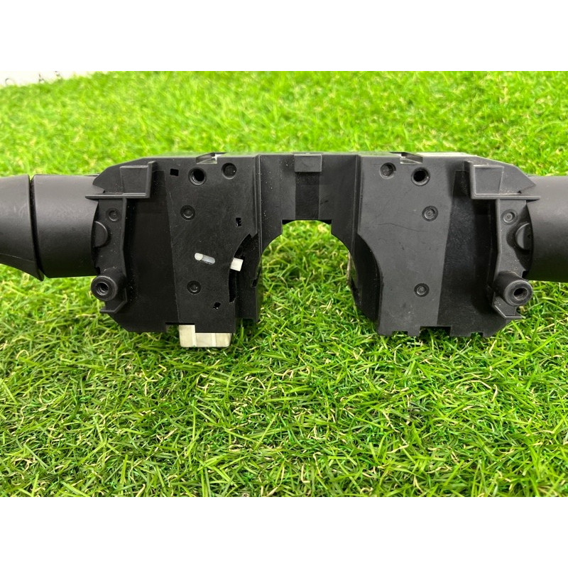 Блок підрульових перемикачів (електрика) Infiniti G35 V35 25560jk60a