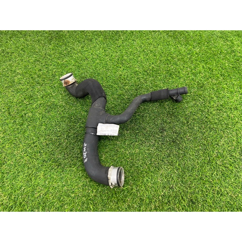 Патрубок (система охлаждения) Mercedes-Benz C-class W203 2007 3.0 a2035015982