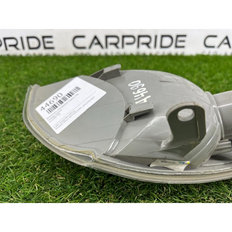 Указатель поворотов (оптика) Mazda 626 USA 2001 GG2A51070B