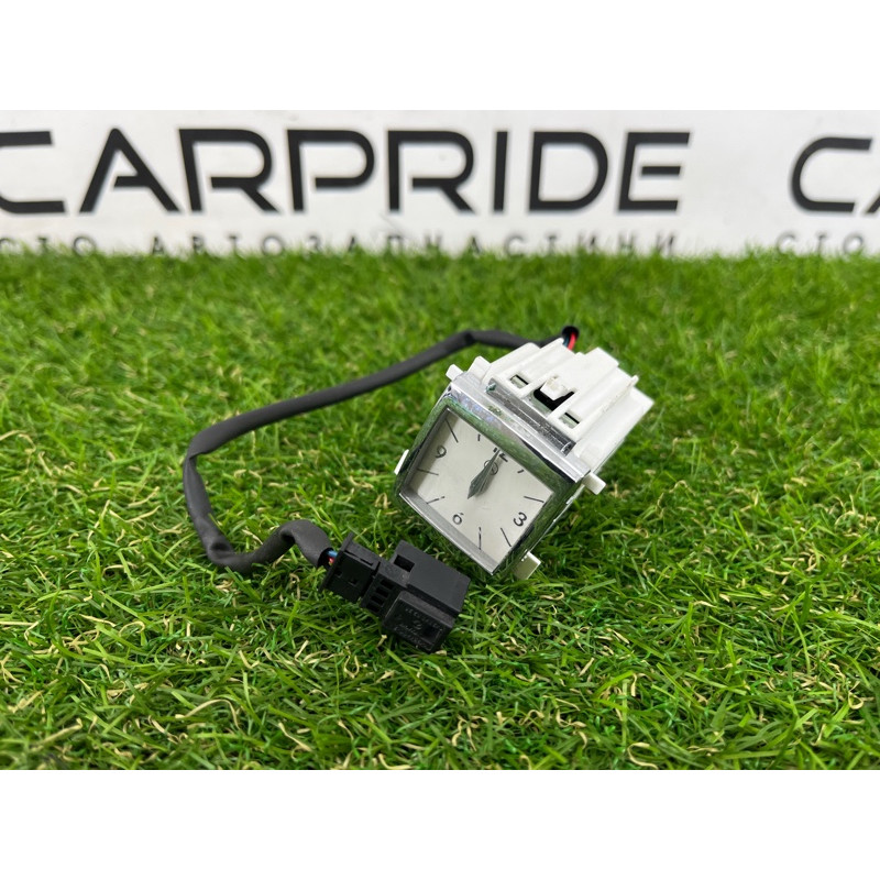 Часы (электрика) Mercedes-Benz S-class W221 a2218270370