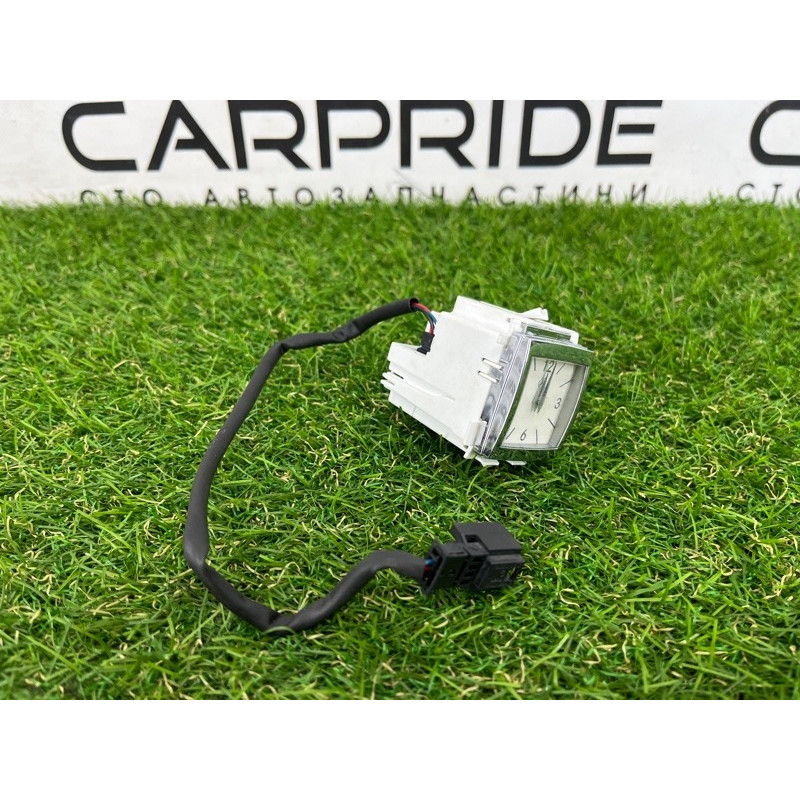 Часы (электрика) Mercedes-Benz S-class W221 a2218270370