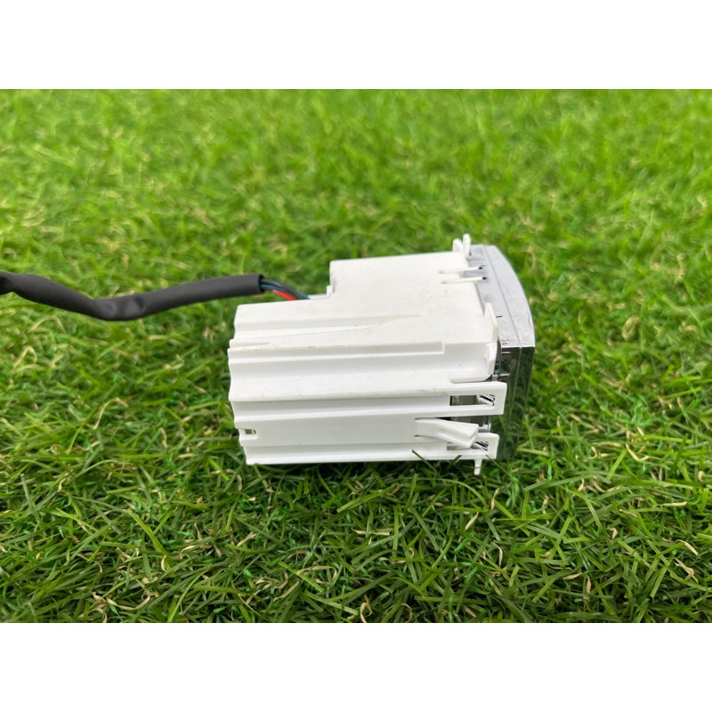 Часы (электрика) Mercedes-Benz S-class W221 a2218270370