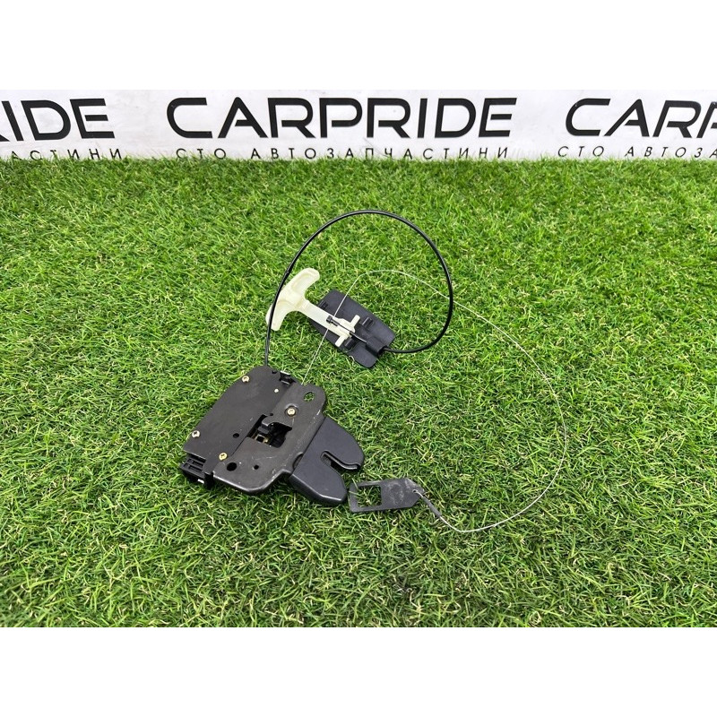 Замок багажника (кузов и элементы) Infiniti G35 V35 84630AL500