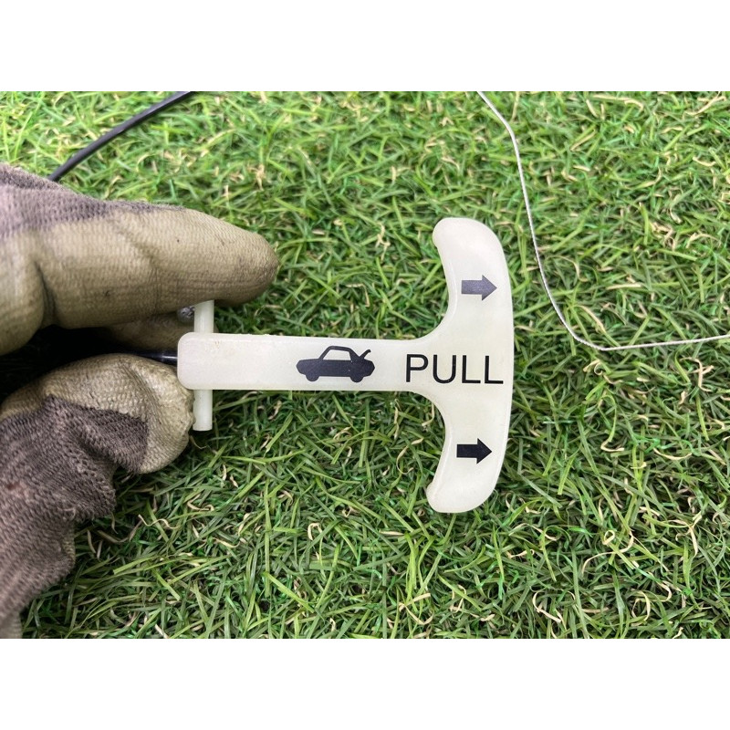 Замок багажника (кузов и элементы) Infiniti G35 V35 84630AL500