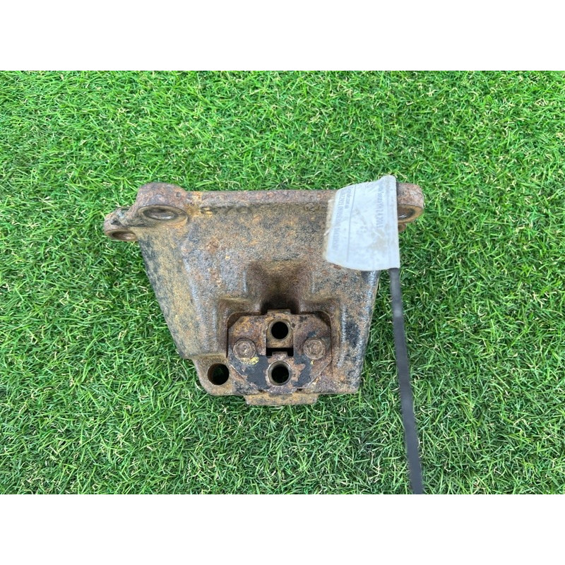 Кронштейн (двигатель и элементы) Hyundai Sonata YF 2013 2.4 452113D000