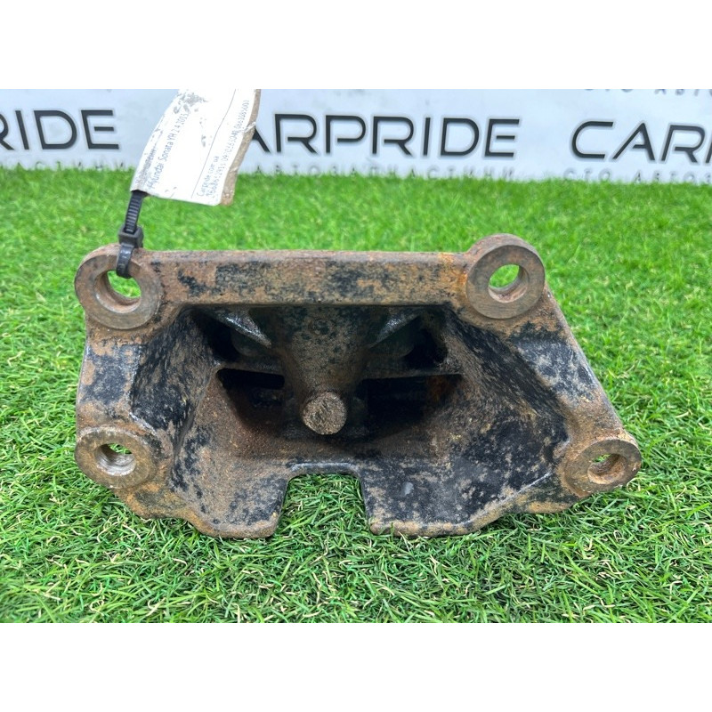 Кронштейн (двигатель и элементы) Hyundai Sonata YF 2013 2.4 452113D000