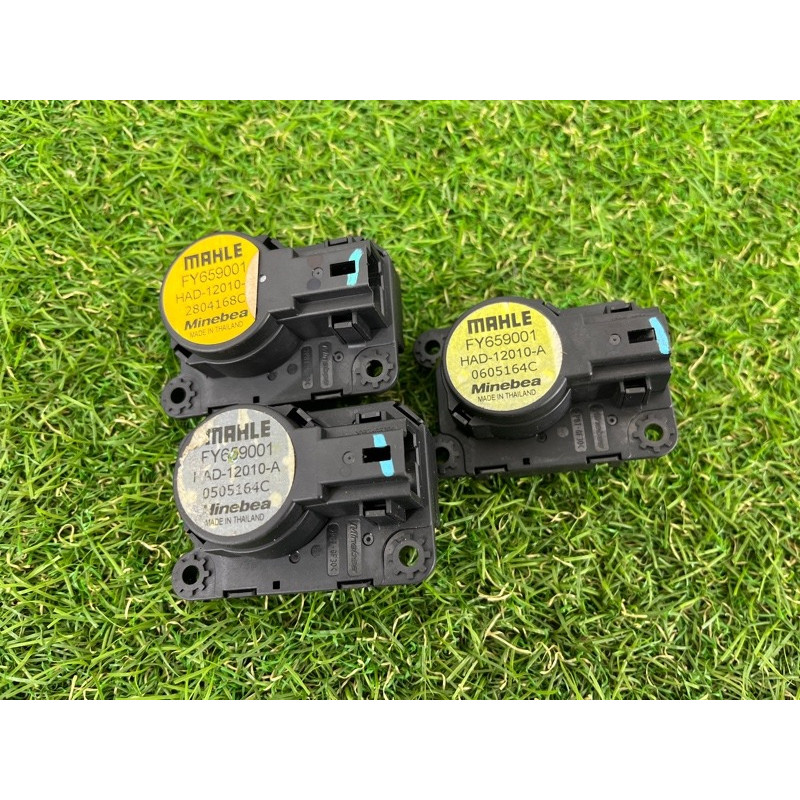 Привод заслонки отопителя (отопление и кондиционирование) Cadillac Xt5 1 2016 3.6 fy659001