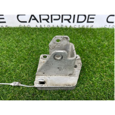 Кронштейн усилителя бампера