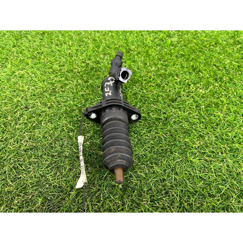 Робочий циліндр зчеплення (трансмісія) BMW 3-series F30 2013 N47D20 21526795711