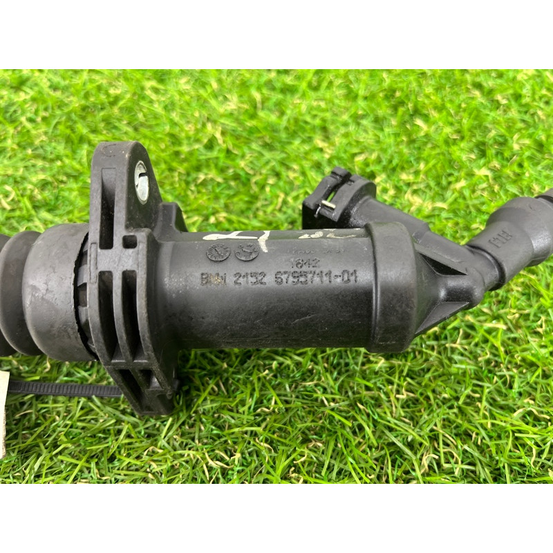 Робочий циліндр зчеплення (трансмісія) BMW 3-series F30 2013 N47D20 21526795711