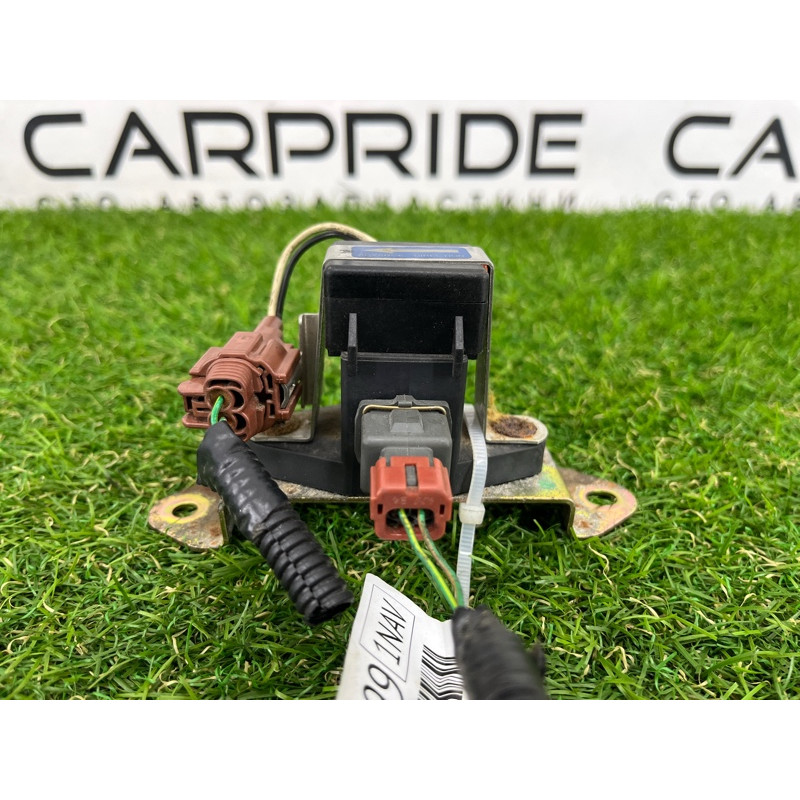 Датчик удара (электрика / датчики) Nissan Navara D22 2004 2.5 479302s600