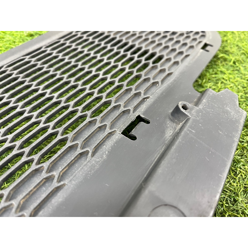 Решетка бампера (кузов и элементы) Mini Cooper R53 S R53 2006 1.6 51117068396