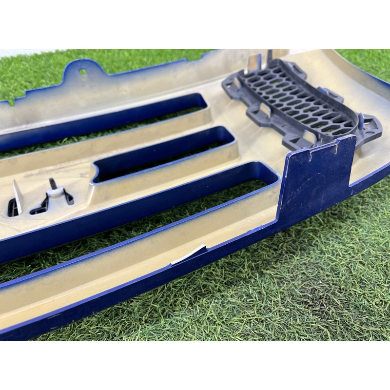 Решетка радиатора (наружные элементы кузова) Ford Ranger 3 6l548200