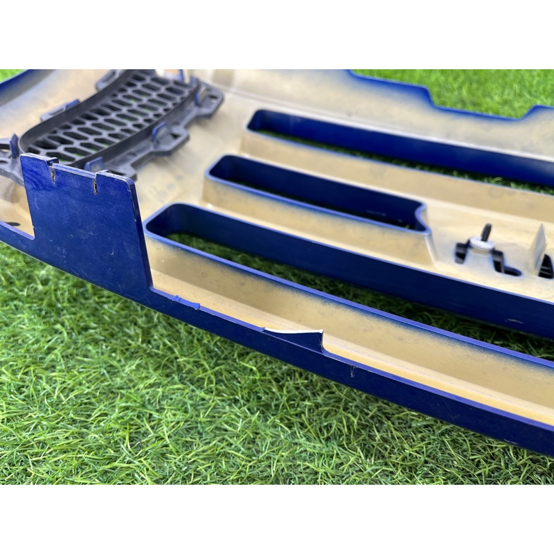 Решетка радиатора (наружные элементы кузова) Ford Ranger 3 6l548200