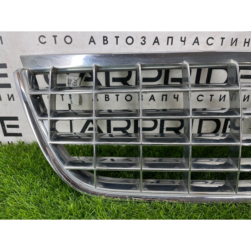 Решетка радиатора (наружные элементы кузова) FORD Explorer MK5 2017 3.7 3l248200b