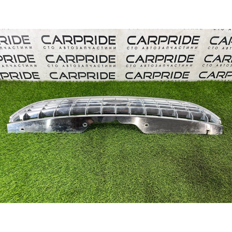 Решетка радиатора (наружные элементы кузова) FORD Explorer MK5 2017 3.7 3l248200b