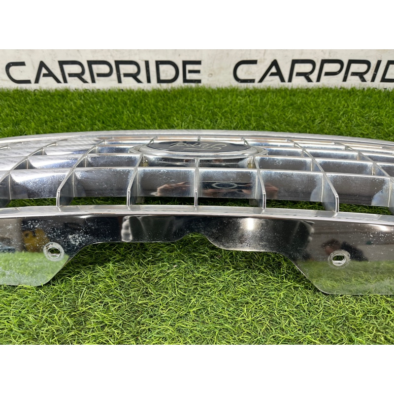 Решетка радиатора (наружные элементы кузова) FORD Explorer MK5 2017 3.7 3l248200b