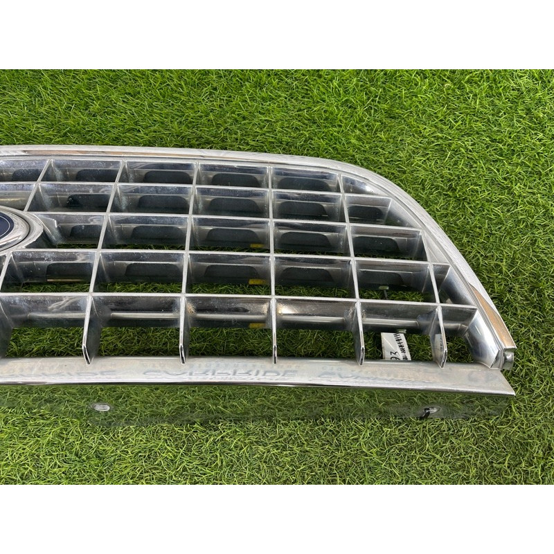 Решетка радиатора (наружные элементы кузова) FORD Explorer MK5 2017 3.7 3l248200b