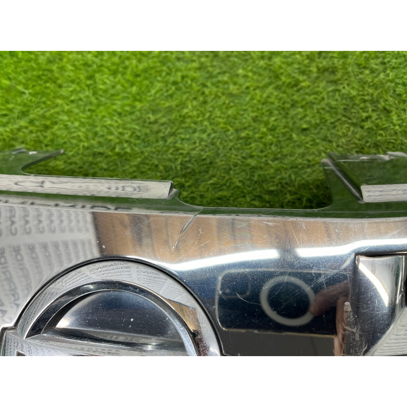 Решетка радиатора (наружные элементы кузова) Nissan Murano Z50 62310ca000