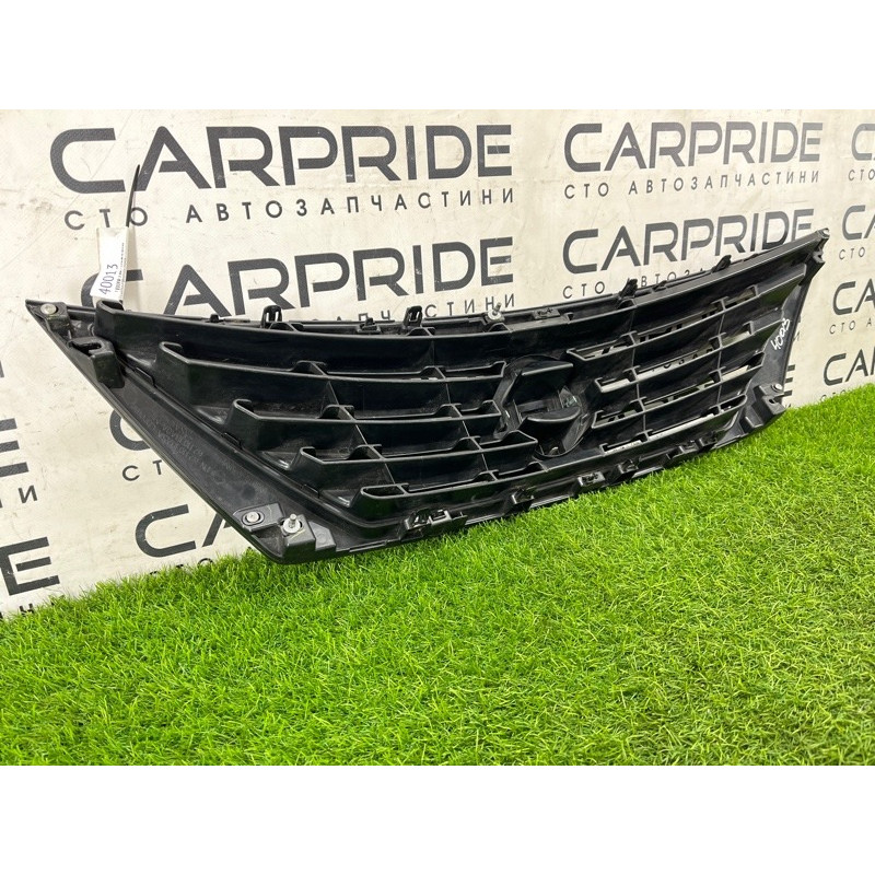 Решетка радиатора (наружные элементы кузова) Nissan versa N17 623103ba0a