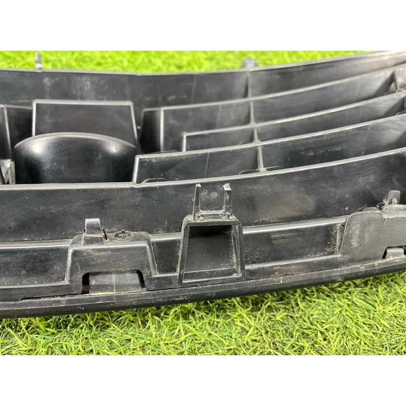 Решетка радиатора (наружные элементы кузова) Nissan versa N17 623103ba0a