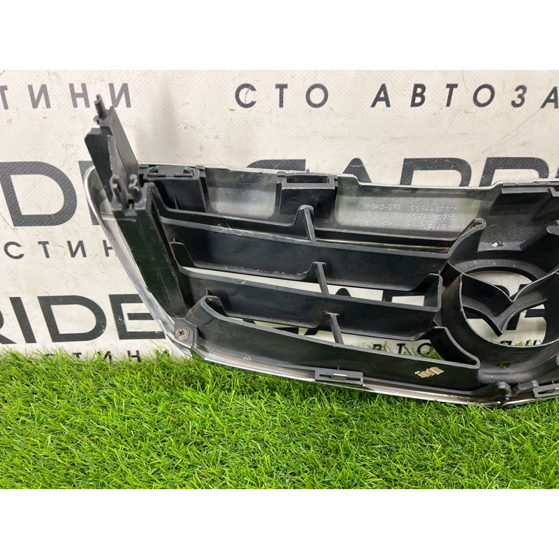 Решетка радиатора (наружные элементы кузова) Mazda 6 GF gg2a50710