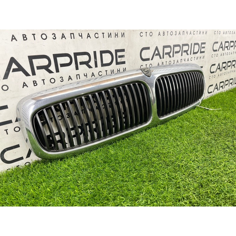 Решітка радіатора (зовнішні елементи кузова) Jaguar XJ XJ8 2000 bpcs94401