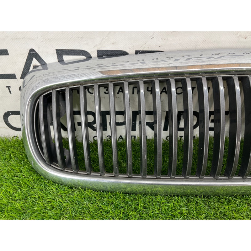 Решітка радіатора (зовнішні елементи кузова) Jaguar XJ XJ8 2000 bpcs94401