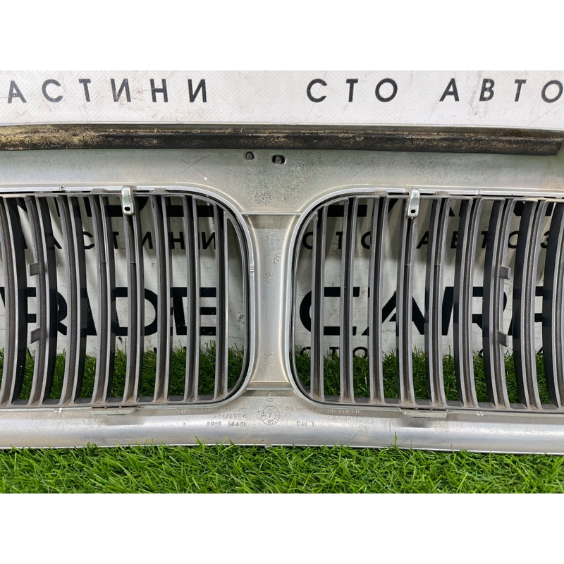 Решітка радіатора (зовнішні елементи кузова) Jaguar XJ XJ8 2000 bpcs94401