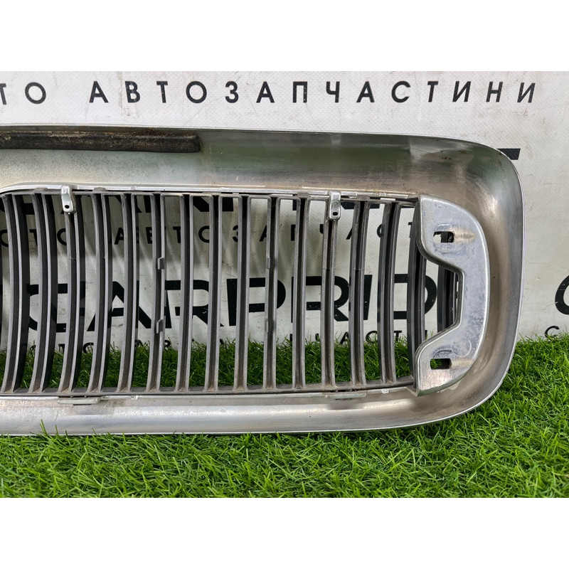 Решітка радіатора (зовнішні елементи кузова) Jaguar XJ XJ8 2000 bpcs94401