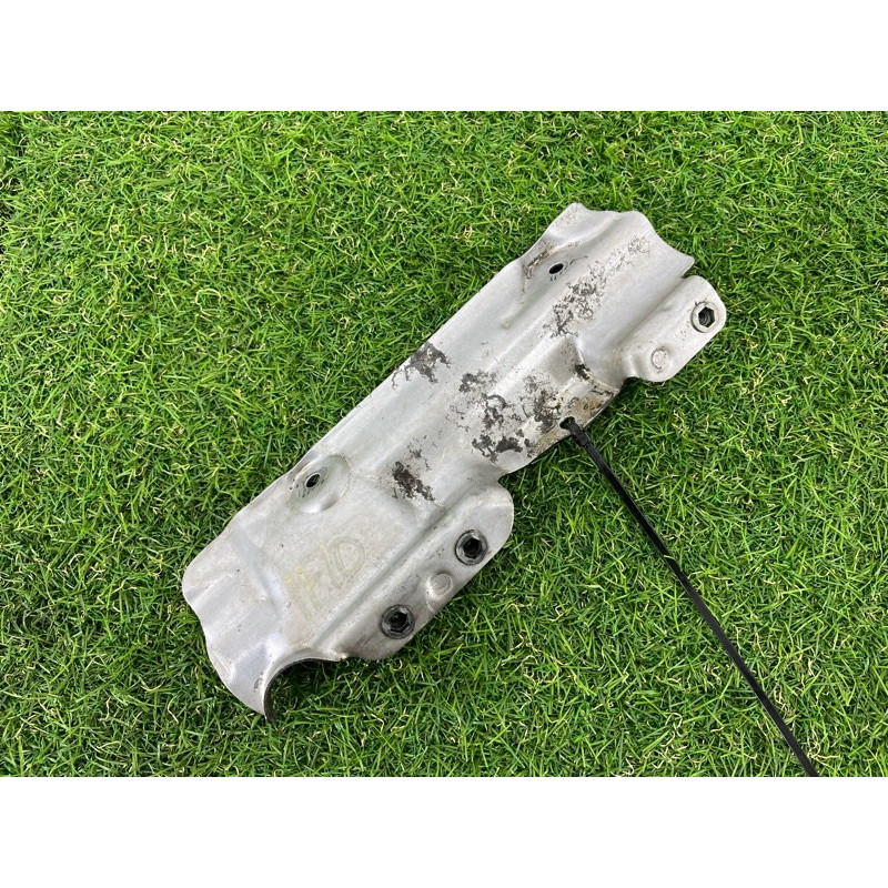 Термозащита (наружные элементы кузова) BMW 5-series F10 2013 N63B44 11657577006