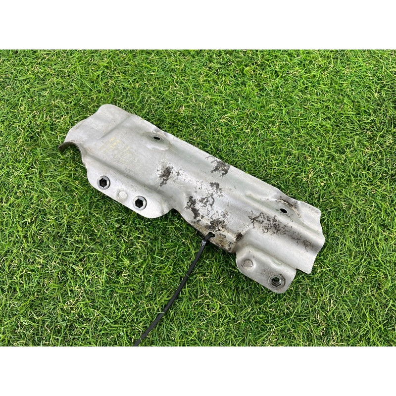 Термозащита (наружные элементы кузова) BMW 5-series F10 2013 N63B44 11657577006