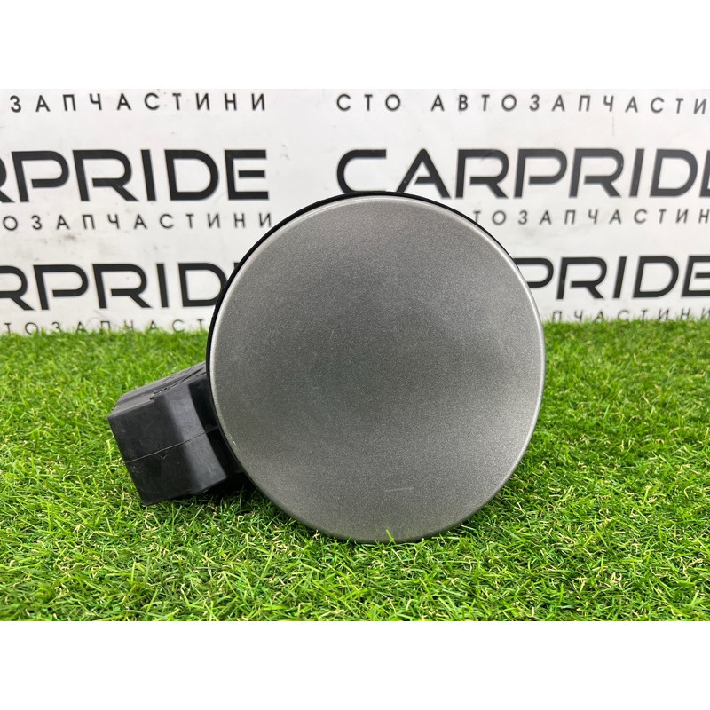 Лючок топливного бака (кузов и элементы) KIA Sorento UM 2013 2.4 695131u000