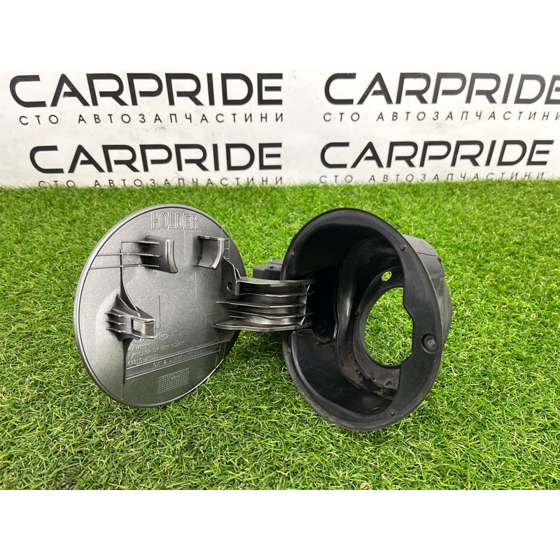 Лючок топливного бака (кузов и элементы) KIA Sorento UM 2013 2.4 695131u000