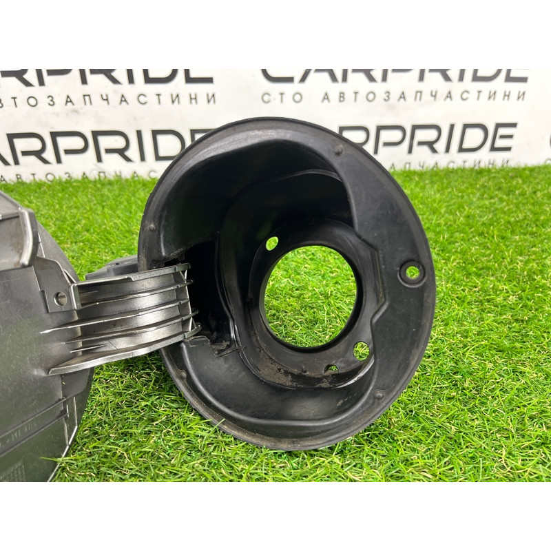 Лючок топливного бака (кузов и элементы) KIA Sorento UM 2013 2.4 695131u000