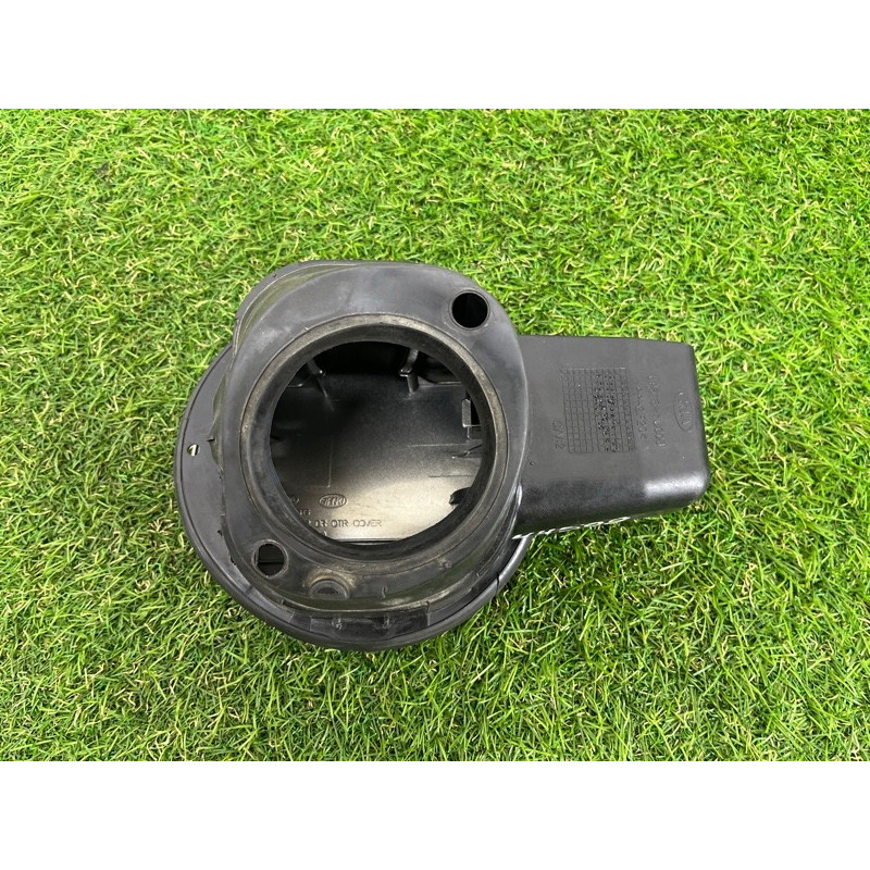 Лючок топливного бака (кузов и элементы) KIA Sorento UM 2013 2.4 695131u000