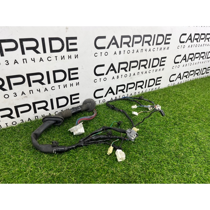 Проводка дверная (электрика) Subaru Forester SH 2008 2.0 81821sc080