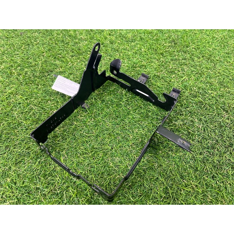 Кронштейн блока запобіжників (кузов і елементи) Jeep Compass MP 2018 2.4 68274325ab