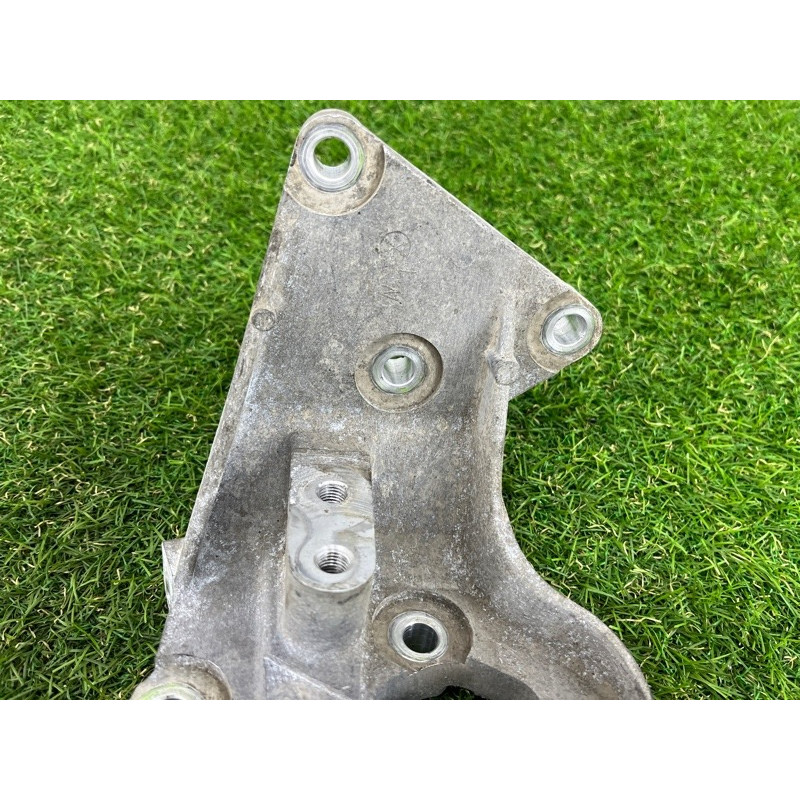 Кронштейн раздатки (трансмиссия) RENAULT Koleos HY 2008 2.0 30441JG200