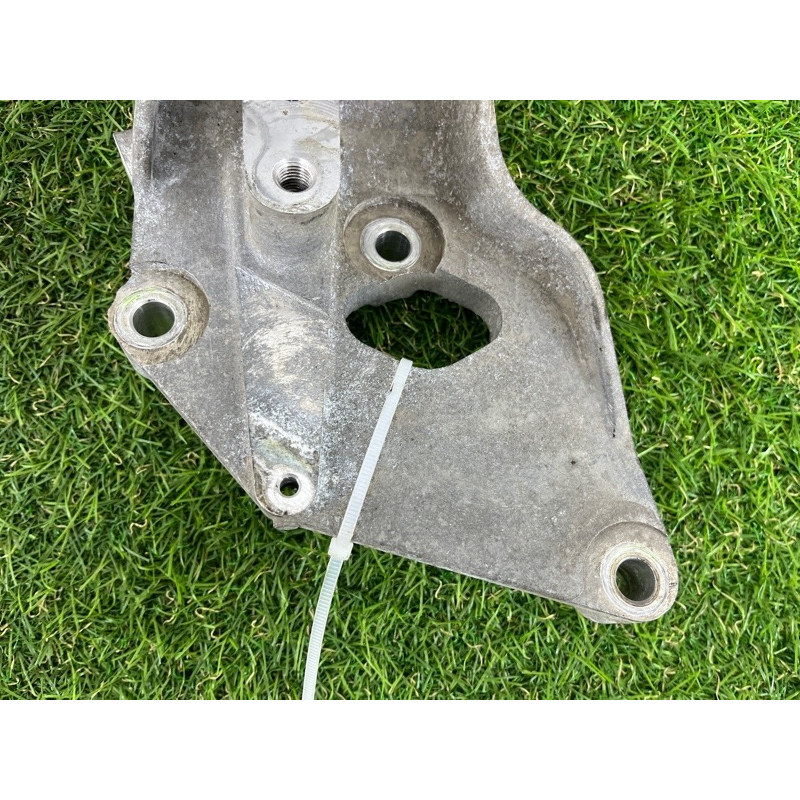 Кронштейн раздатки (трансмиссия) RENAULT Koleos HY 2008 2.0 30441JG200