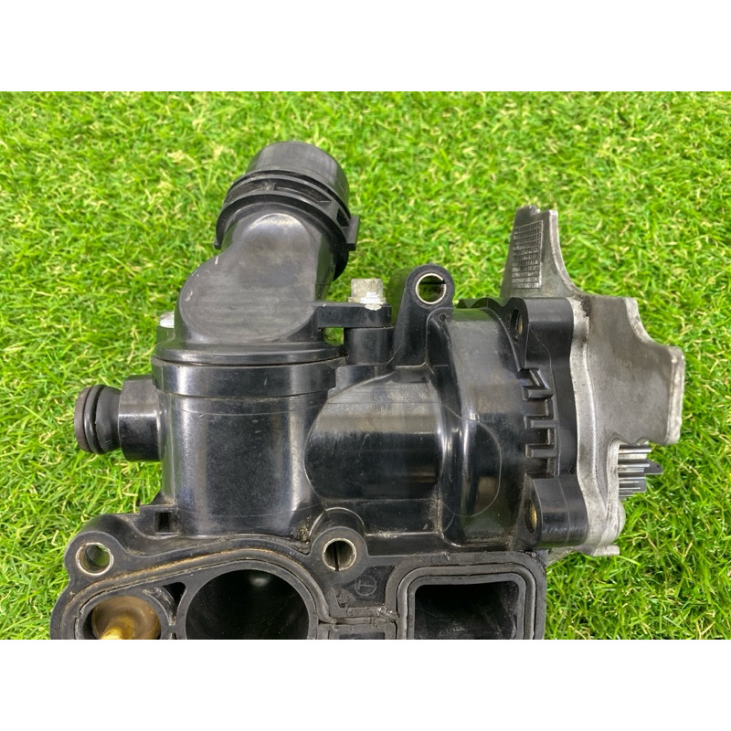 Помпа (система охлаждения) AUDI A4 B8 2012 2.0 TFSI 06H121026BA