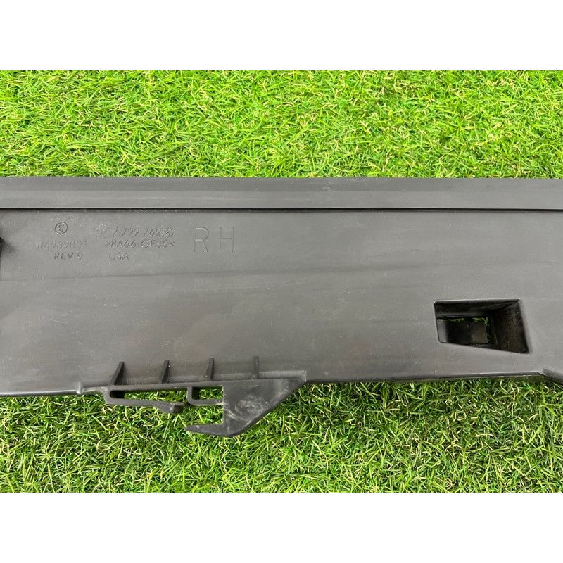 Рамка радиатора (кузов и элементы) BMW X5 E70 2011 3.0 N57 17118572189