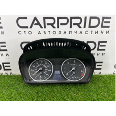 Панель приборов