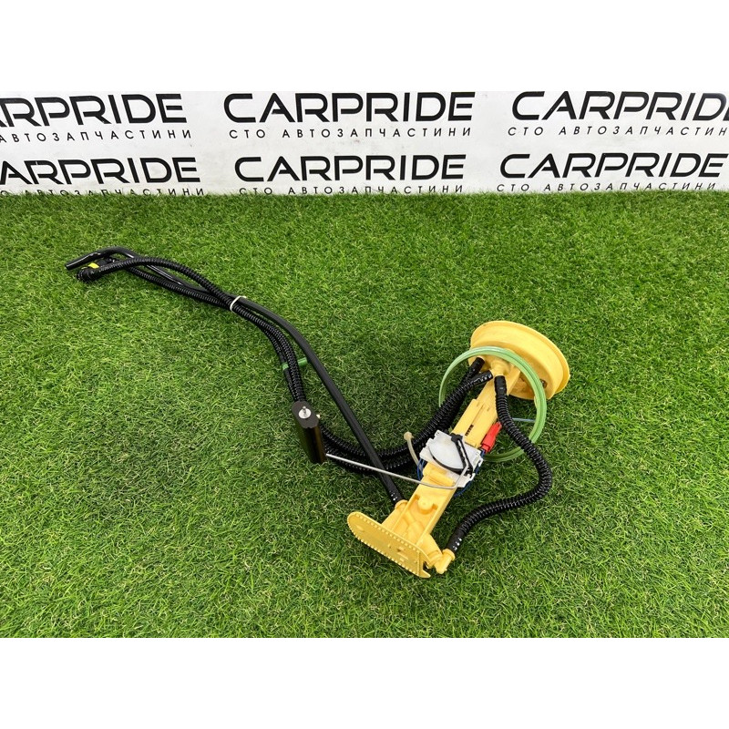 Датчик уровня топлива (электрика / датчики) BMW X5 E70 2011 3.0 N57 16117494926