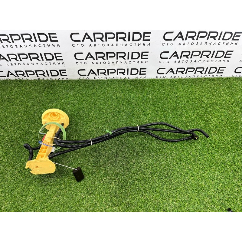 Датчик уровня топлива (электрика / датчики) BMW X5 E70 2011 3.0 N57 16117494926