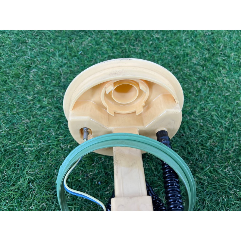 Датчик уровня топлива (электрика / датчики) BMW X5 E70 2011 3.0 N57 16117494926