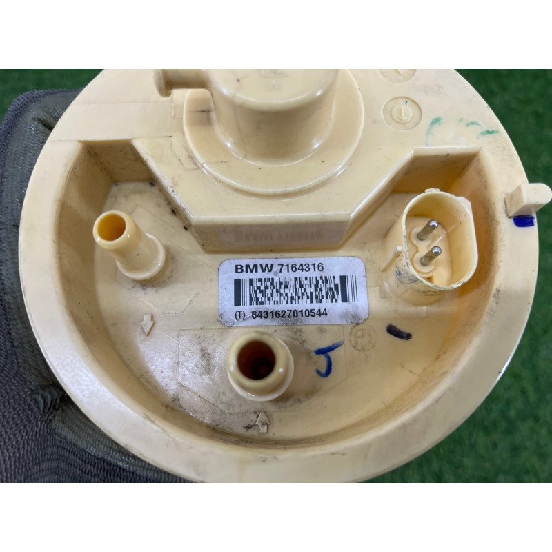 Датчик уровня топлива (электрика / датчики) BMW X5 E70 2011 3.0 N57 16117494926