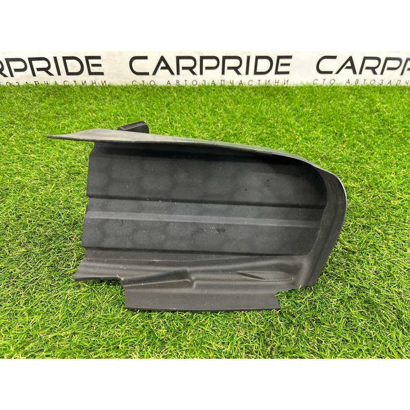 Крышка канала вентиляции тормозов (кузов и элементы) BMW X5 E70 2011 3.0 N57 51748048772