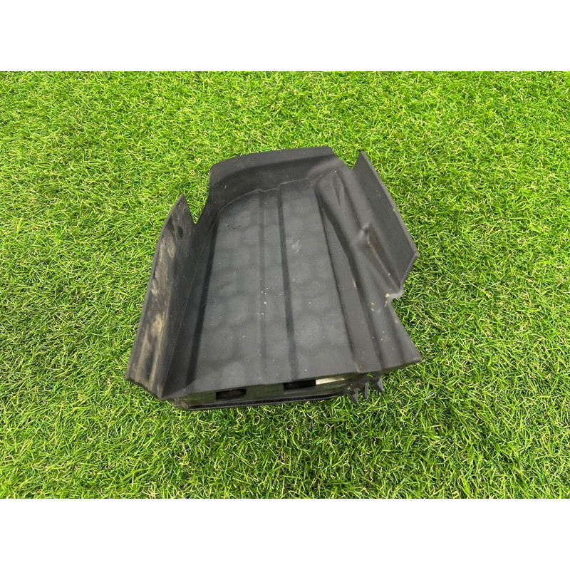 Крышка канала вентиляции тормозов (кузов и элементы) BMW X5 E70 2011 3.0 N57 51748048772